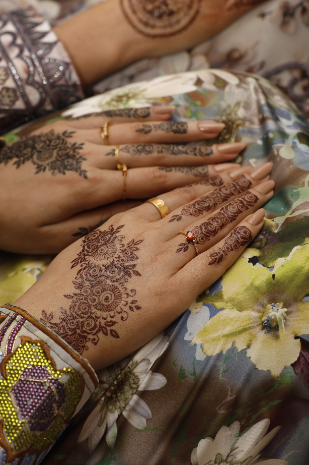Brown Henna Tattoo: MONA