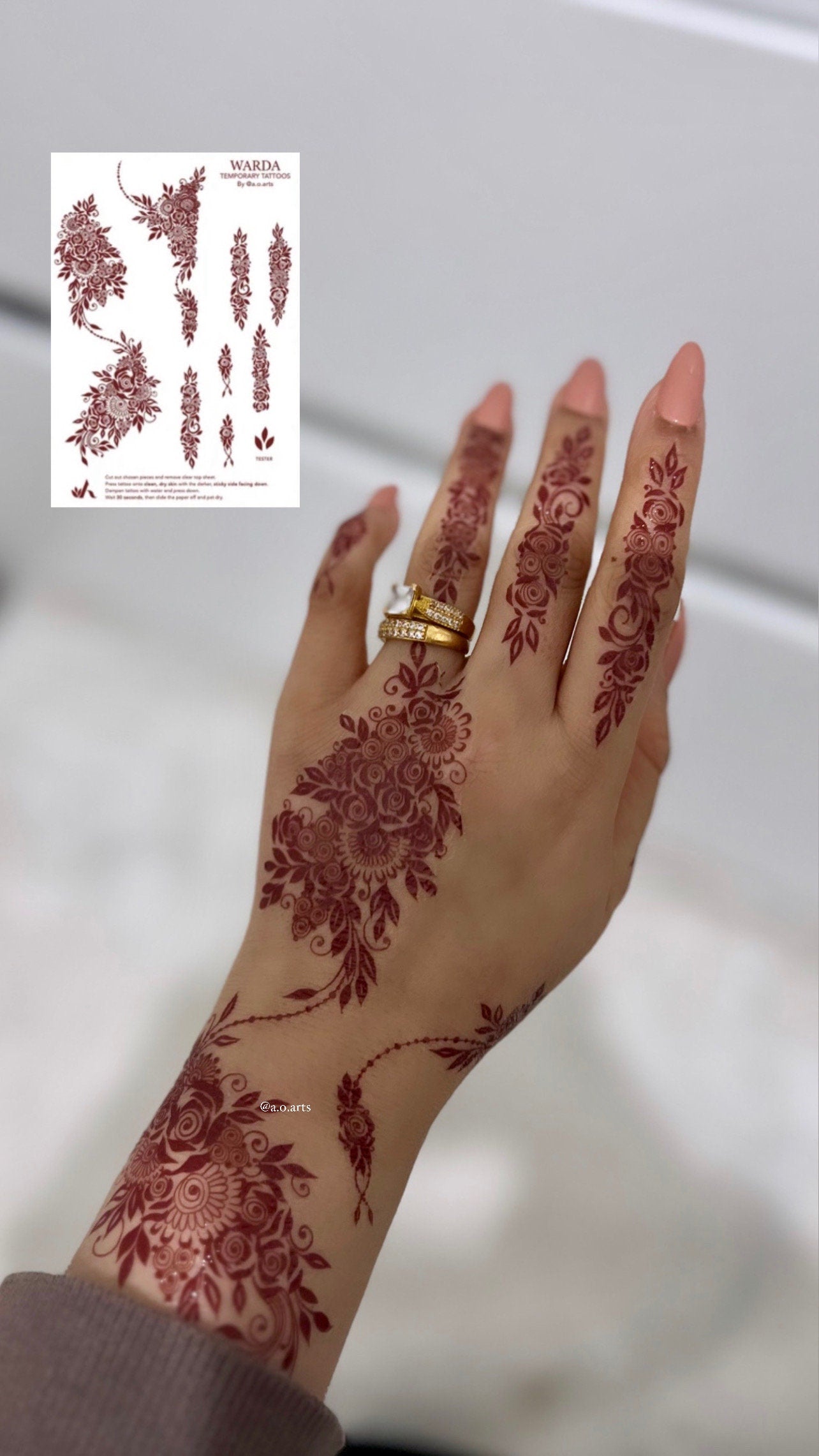 Maroon Henna Tattoo: WARDA