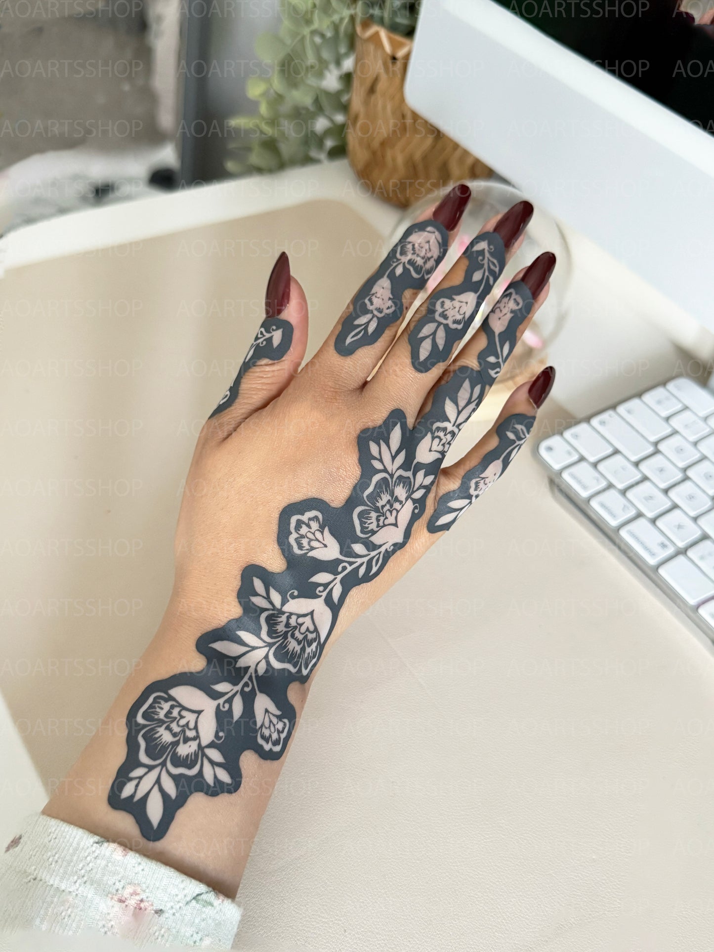 Silk Screen Stencil: TAYMA (Both hands in 1)