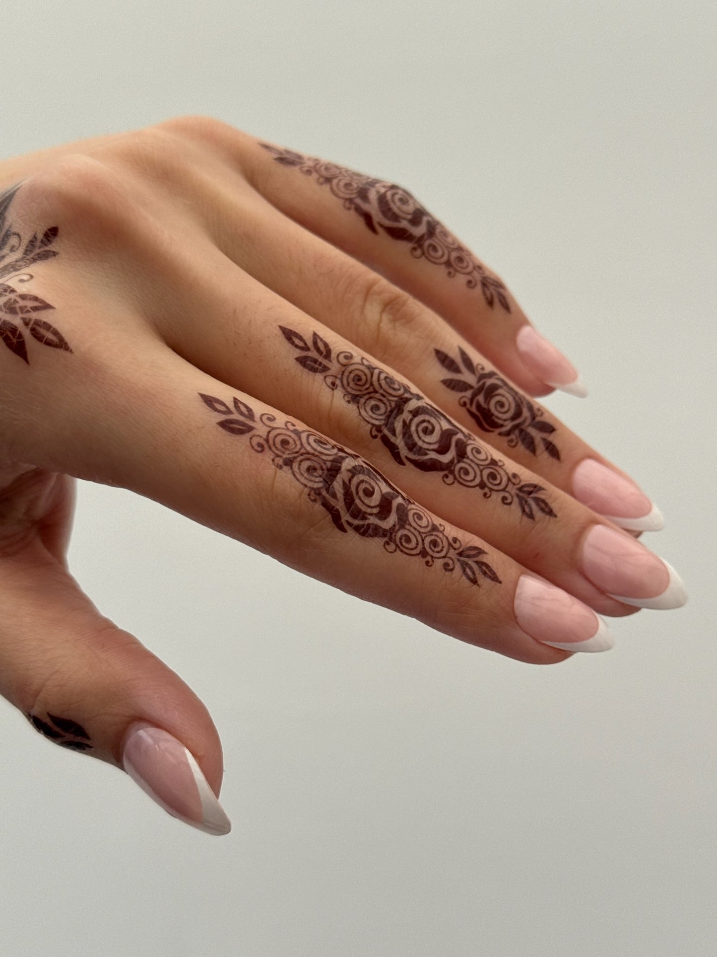 Brown Henna Tattoo: BOUQUET (Both hands)