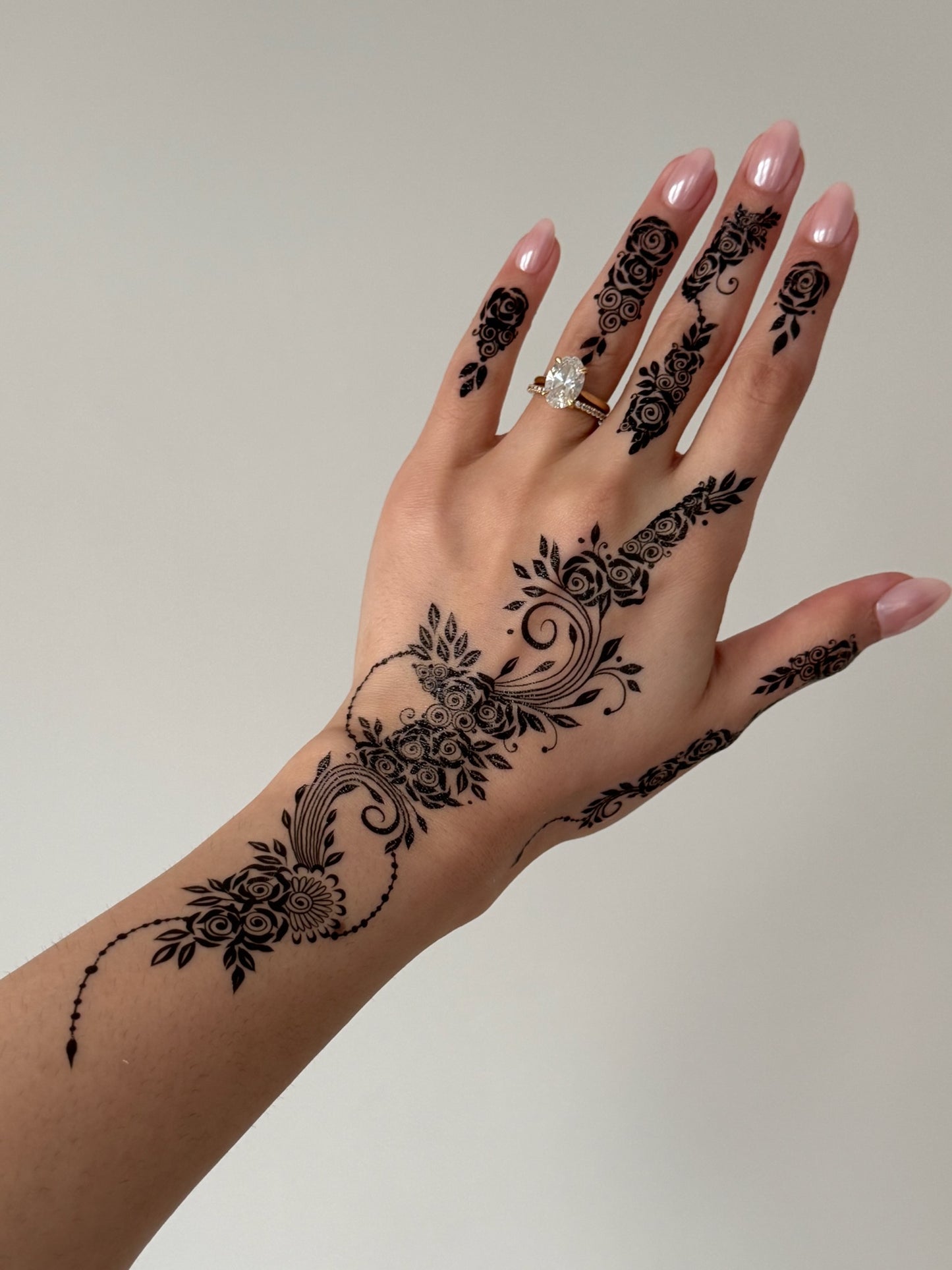 Black Henna Tattoo: LAYLA