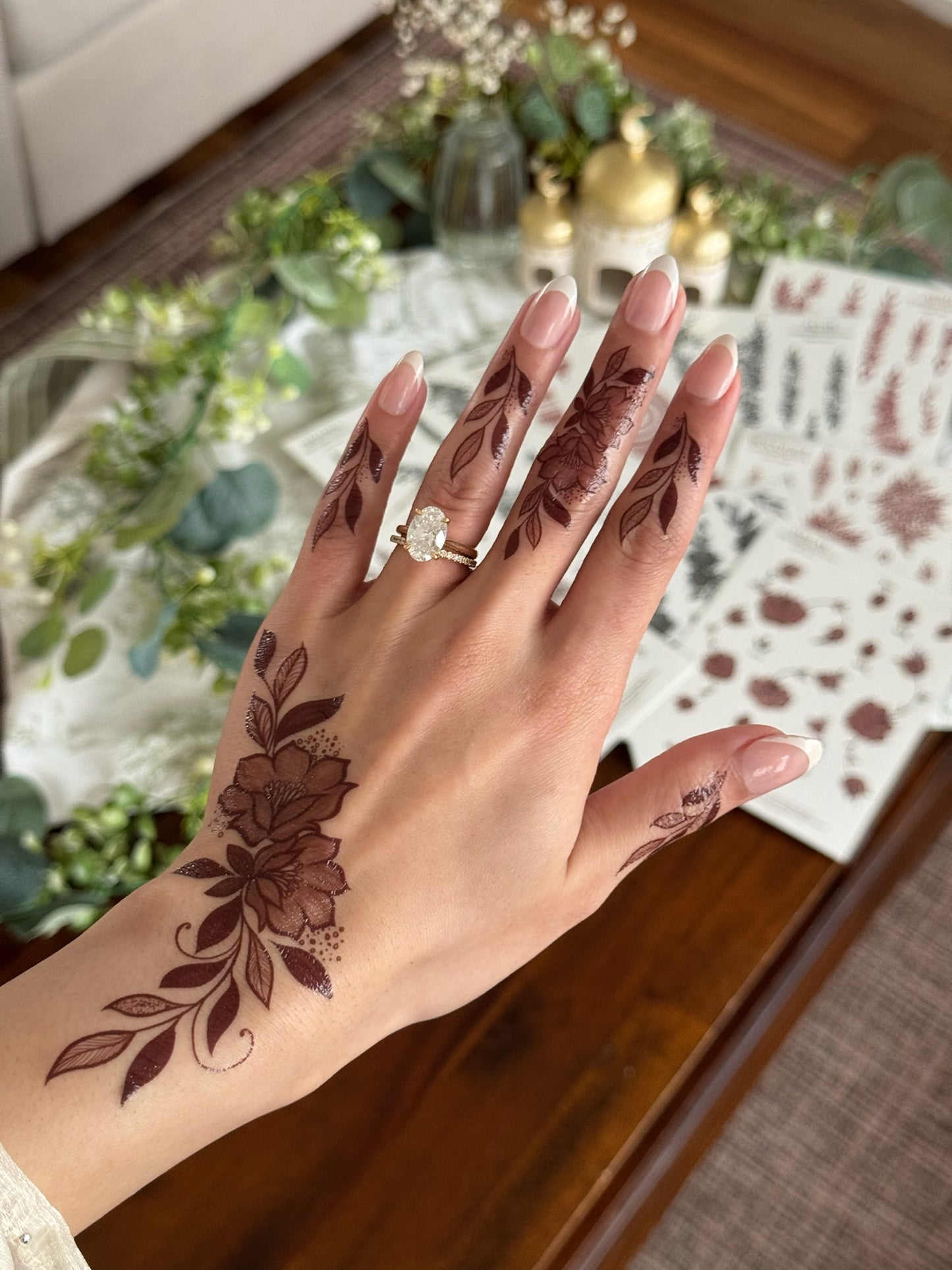 Brown Henna Tattoo: DUNYA (Both hands)