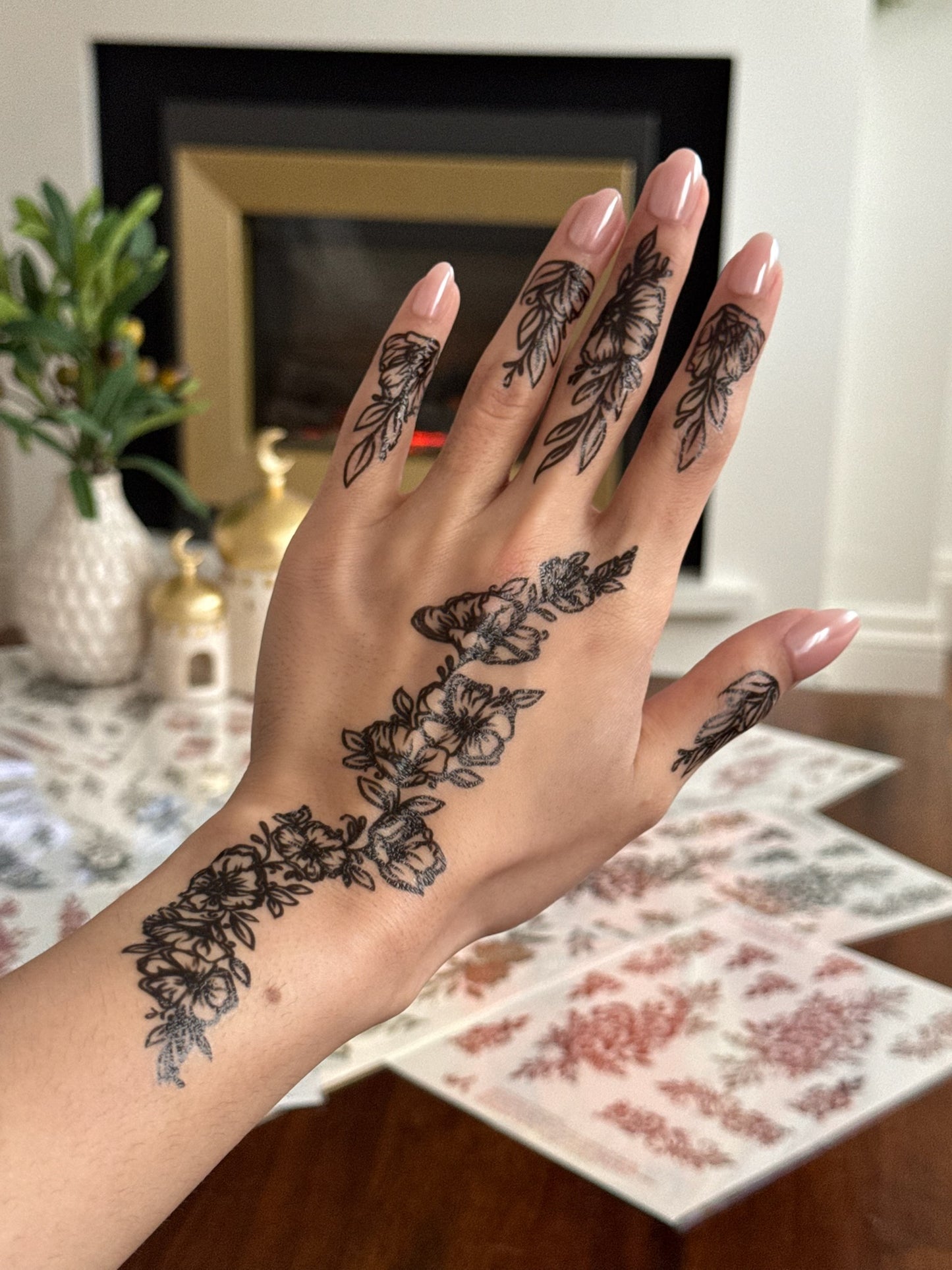 Black Henna Tattoo: MARYAM (Both hands)