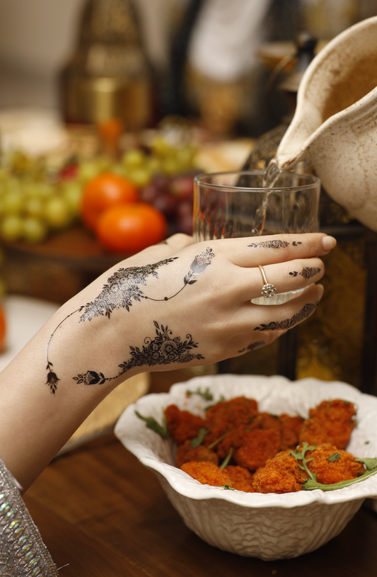 Black Henna Tattoo: FLORAL